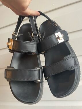 A New Day Black Leather Adjustable Strap Women’s Sandals size 8